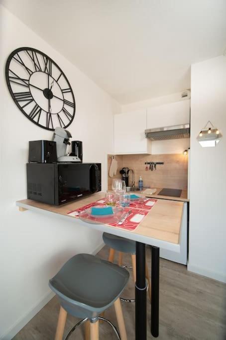 Fully Equipped Apartment St Charles Train Station Marseille Exterior photo
