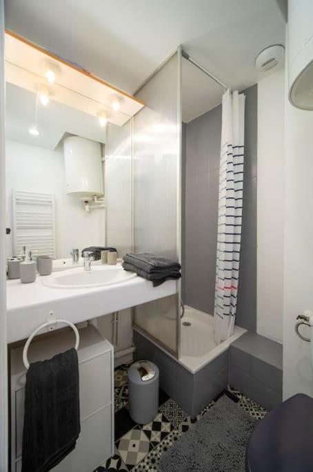 Fully Equipped Apartment St Charles Train Station Marseille Exterior photo